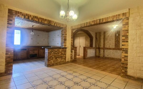 Maison à vendre    7 pièces •  Châlette-sur-Loing