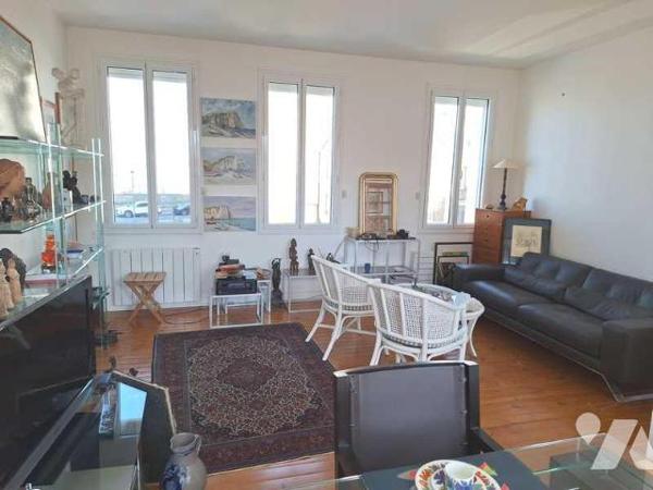 ETRETAT - Appartement F2 - vue mer