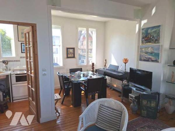 ETRETAT - Appartement F2 - vue mer