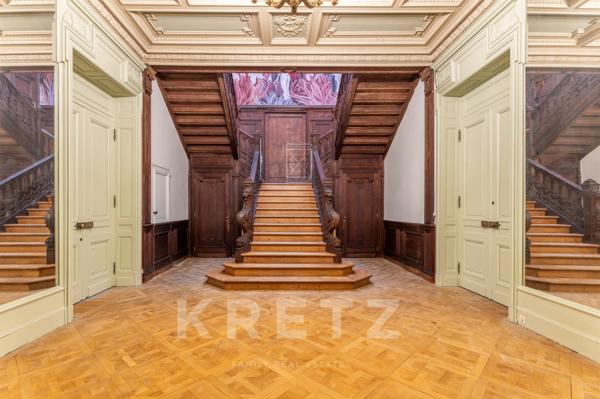Bordeaux - Triangle d'Or - Appartement rénové avec 3 chambres et stationnement