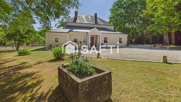 Demeure contemporaine avec parc arboré