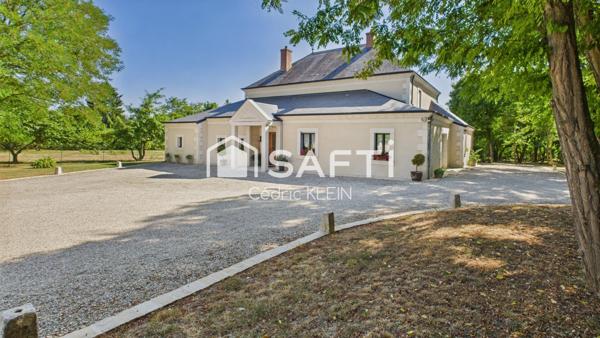 Demeure contemporaine avec parc arboré