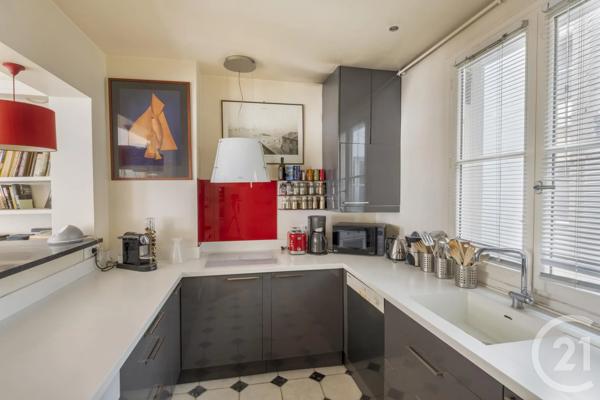 Appartement F4 à vendre  3 pièces - 111,04 m 2   PARIS  - 75004
