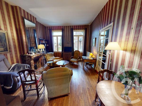 Immeuble à vendre  338 m2 ST QUENTIN - 02