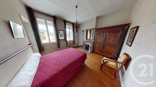 Immeuble à vendre  338 m2 ST QUENTIN - 02