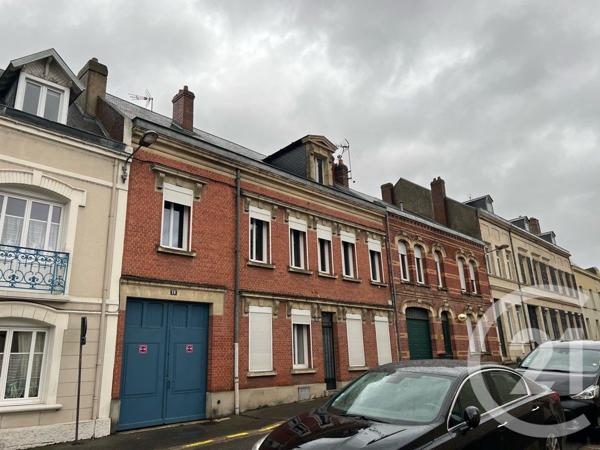 Immeuble à vendre  338 m2 ST QUENTIN - 02
