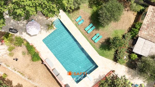 Propriété de caractère avec piscine, dépendance et jardin méditerranéen