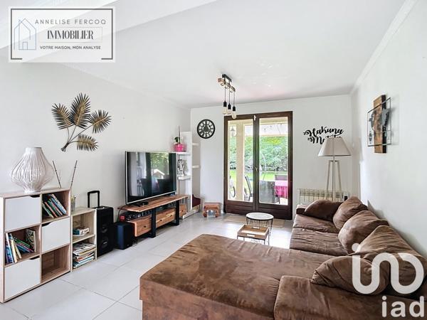 Maison 6 pièces de 145 m² à Cours-les-Barres (18320)