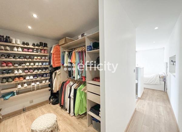 Maison 7 pièces - 212 m²