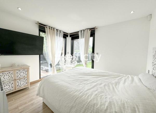 Maison 7 pièces - 212 m²