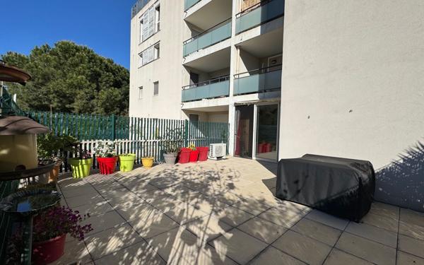 Appartement à vendre    2 pièces •  Istres