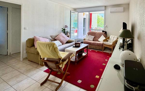 Appartement à vendre    2 pièces •  Istres