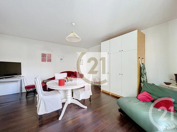 Appartement F2 à vendre  2 pièces - 47,26 m 2   IVRY SUR SEINE  - 94