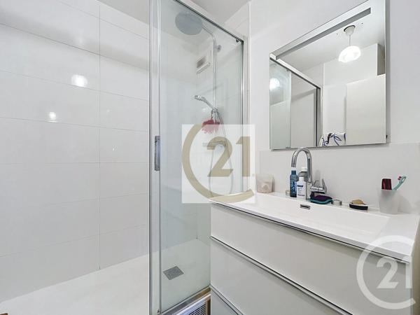Appartement F2 à vendre  2 pièces - 47,26 m 2   IVRY SUR SEINE  - 94