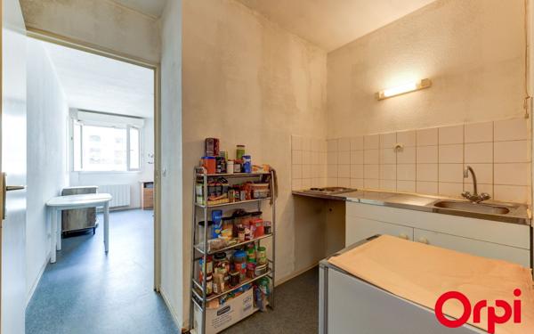 Appartement à vendre    1 pièce • 25,31 m2 Caluire-et-Cuire