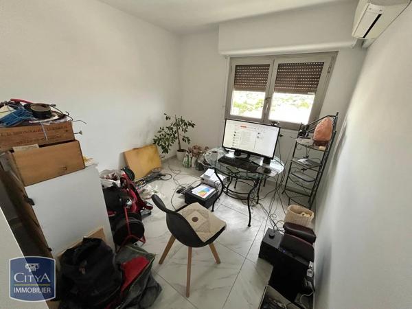 Appartement à louer 5 pièces 87m² Toulon (83000)