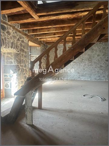 Maison à RAULHAC, 15800 - 4 pièces 145m²