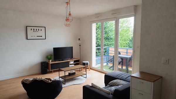 Appartement
         3 pièces
        - 67 m² 126 000 € *