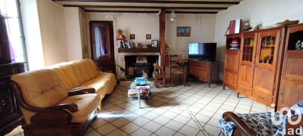 Maison 4 pièces de 104 m² à Puy-de-Serre (85240)