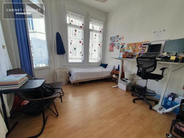 LOGEMENT F4 EN TRIPLEX + BALCON - IDEAL COLOCATION A LOUER - LILLE GAMBETTA - REPUBLIQUE - 77 m 2 - 1 399 € charges comprises par mois