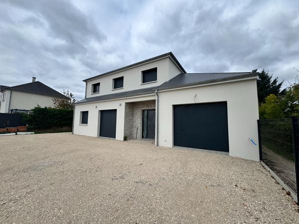 Maison - 6 pièces - 142 m²