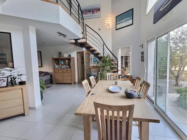 Maison de 165m2 au calme sur terrain de 1000m2