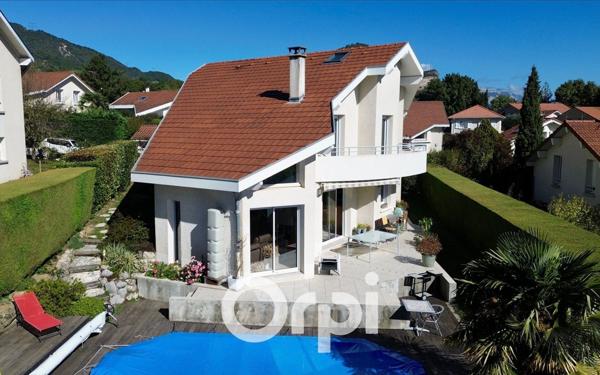 Maison à vendre    6 pièces • 161,01 m2 Claix