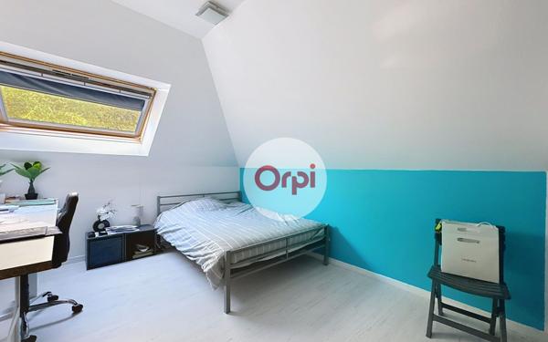 Maison à vendre    5 pièces •  Ambon