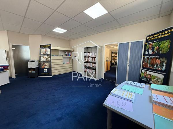 86200 LOUDUN CENTRE-VILLE LOUDUN, Local commercial 115 m²