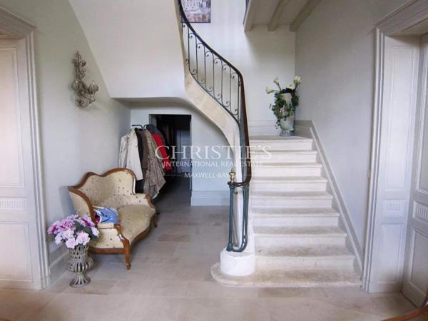 Élégant château du XIXème siècle près de Saint-Émilion – idéal pour un projet d’œnotourisme