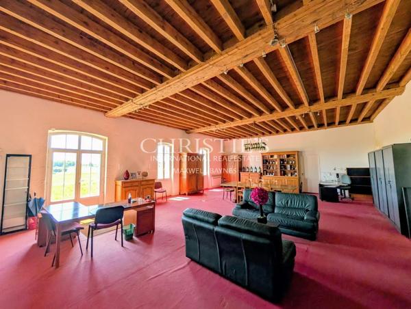 Élégant château du XIXème siècle près de Saint-Émilion – idéal pour un projet d’œnotourisme