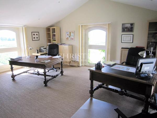 Élégant château du XIXème siècle près de Saint-Émilion – idéal pour un projet d’œnotourisme