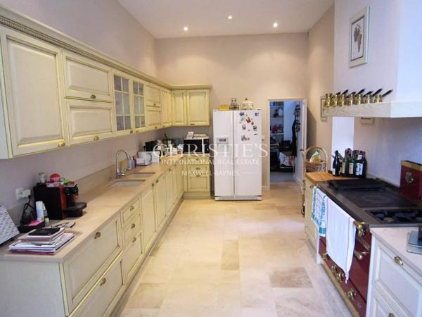 Élégant château du XIXème siècle près de Saint-Émilion – idéal pour un projet d’œnotourisme