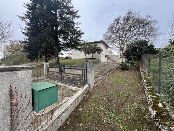 Maison à vendre |  Montpon-Ménestérol |  4 pièces | 64 m²