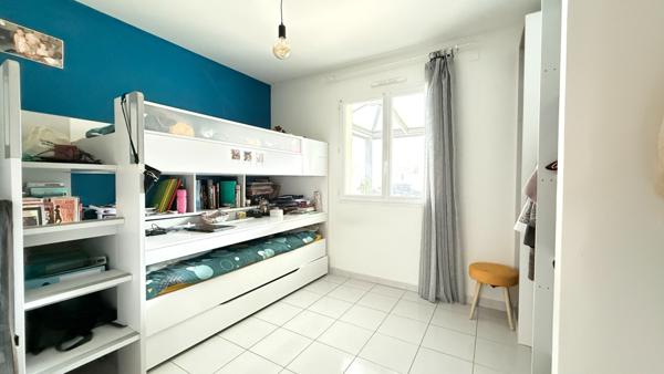 MAISON LA ROCHE SUR YON