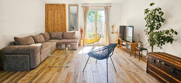 EYSINES MIGRON - 33320 - Intra rocade - Maison 4 chambres, jardin , calme 110m² sur 250m² de parcelle