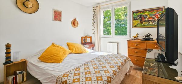 EYSINES MIGRON - 33320 - Intra rocade - Maison 4 chambres, jardin , calme 110m² sur 250m² de parcelle