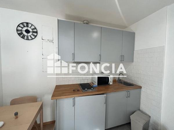 Location Studio 19.7 m² - 8 RUE DE LA COURTILLE Melun 77000