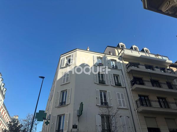 À vendre : Appartement 2 pièces à Levallois-Perret de 41.34 m² proche Mairie