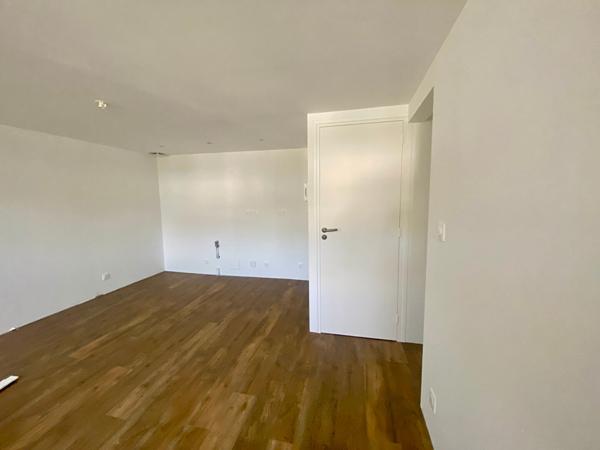 Maison à vendre à DINAN immeuble comprenant deux appartements (T1 et T2)