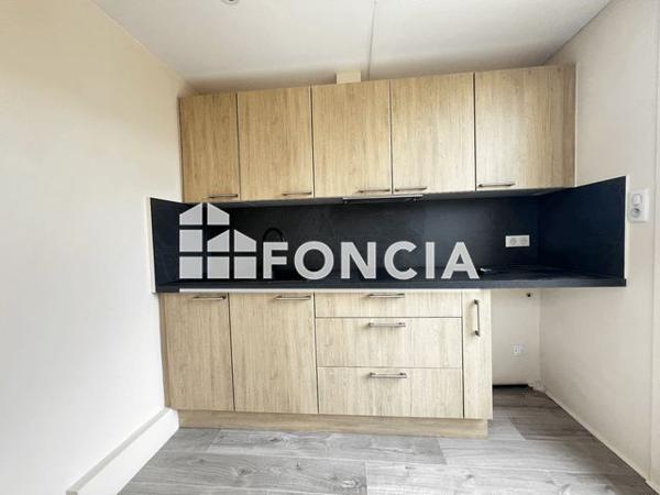 Location Studio 21.12 m² - 32 CHEMIN DE L'OLIVET Le Cannet 06110