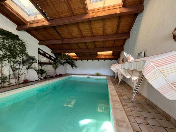 Maison d'architecte 1970 - la Rémigeasse 284 m² habitables 10 pièces
