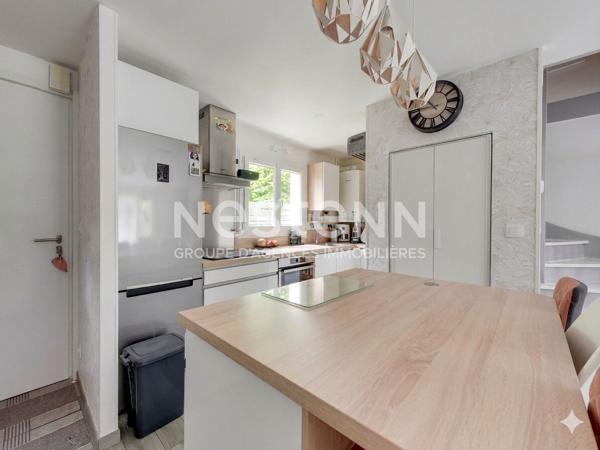 Vente Quartier des Berchères Maison Pontault Combault 5 pièces - 3 chambres - Jardin