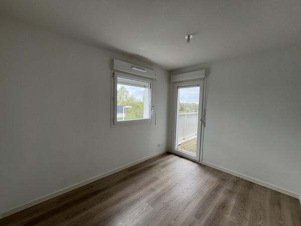 Appartement à louer 1 280 € CC Villenave-d'Ornon 4 p 85 m² DPE C
