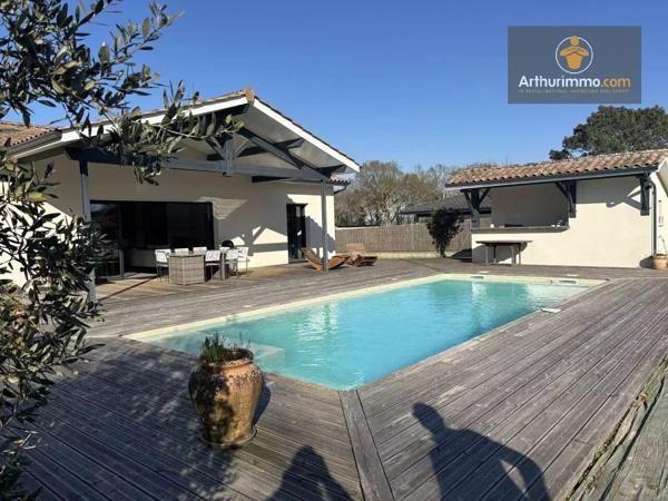 Vente                                                      Maison
                        
                     4 pièces                      100 m2                     à Marmande
