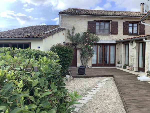 Charmante maison de village avec piscine