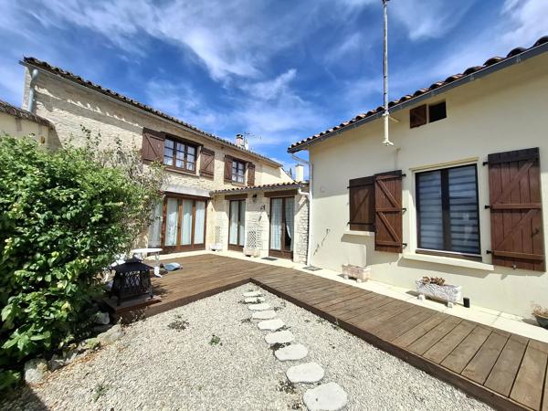Charmante maison de village avec piscine