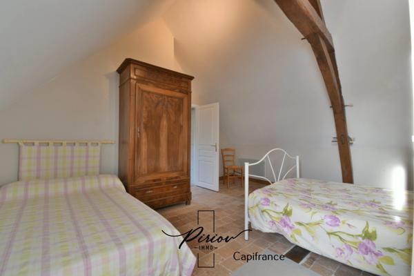 Propriété au charme de l'ancien - comprenant 2 gîtes - dépendances