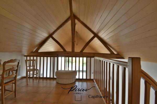 Propriété au charme de l'ancien - comprenant 2 gîtes - dépendances