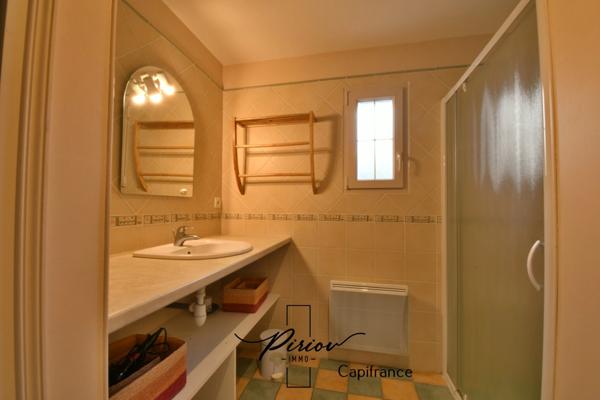 Propriété au charme de l'ancien - comprenant 2 gîtes - dépendances